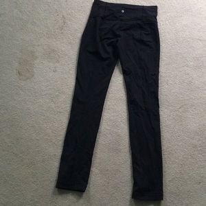 Black lululemon leggings